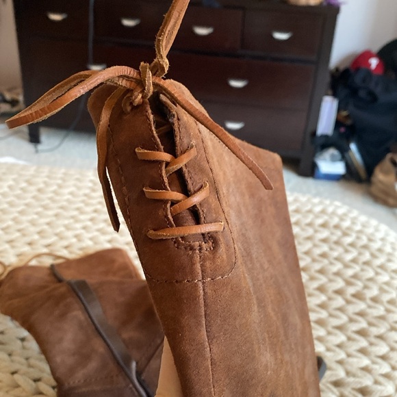 Born boots NWOT - Picture 3 of 6